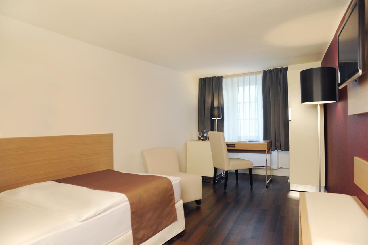 Hotel Goldener Knopf Bad Säckingen Dış mekan fotoğraf